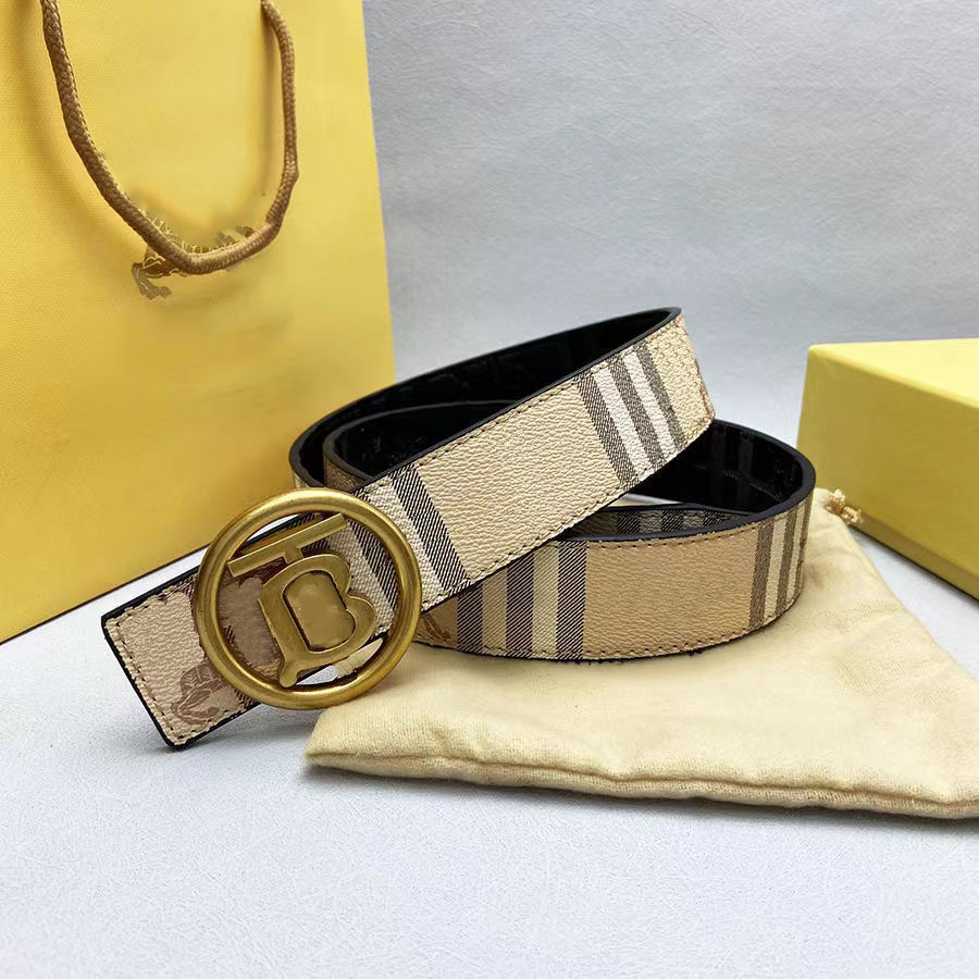 Luxurys designers belt fashion men belts classic pin buckle gold and silver black buckle head striped double-sided casual width 3.8cm size 105-125cm versatile good, 3.8cm wide
Luxurys designers belt fashion men belts classic pin buckle gold and silver black buckle head striped double-sided casual width 3.8cm size 105-125cm versatile good, 3.8cm wide
