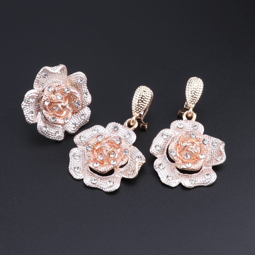 Wedding Jewelry Sets Nigeria Classic Jewelry Sets Elegant Bride Wedding Flower Shape Necklace Earrings Bracelet Ring Set for Dubai Women 230325