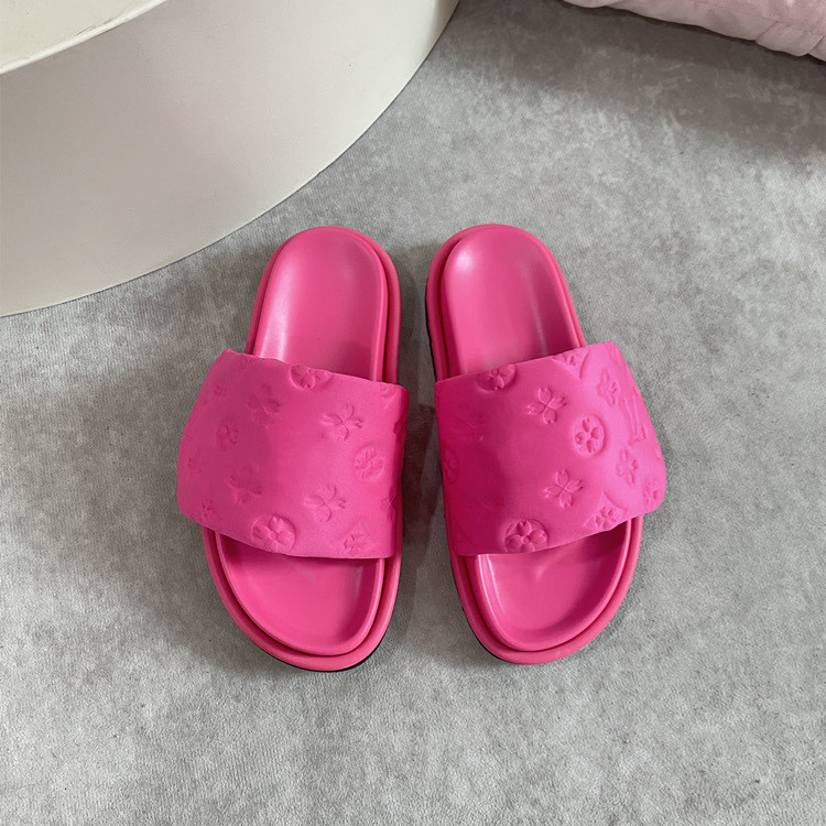 Women Slippers men black Scuff Flat Sandals Pool Pillow Mules Sunset Padded Front Strap Fashionable Easy-to-wear Style Slides Fuchsia size 43 44 with box dust bag, Colour 8
Women Slippers men black Scuff Flat Sandals Pool Pillow Mules Sunset Padded Front Strap Fashionable Easy-to-wear Style Slides Fuchsia size 43 44 with box dust bag, Colour 8