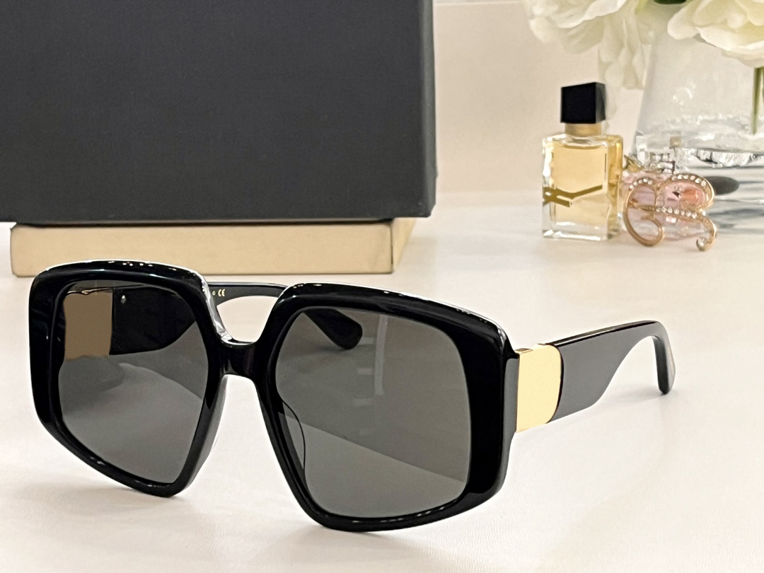 Sunglasses For Women Men Summer 4386 Designers Style Anti-Ultraviolet Retro Plate Full Frame Fashion Eyeglasses Random Box
Sunglasses For Women Men Summer 4386 Designers Style Anti-Ultraviolet Retro Plate Full Frame Fashion Eyeglasses Random Box