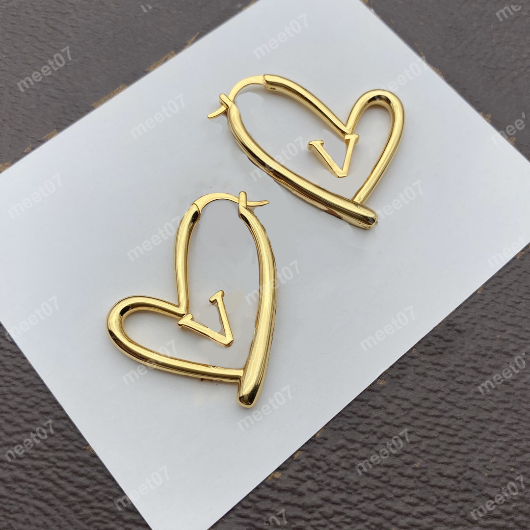 heart shape designer earring hoop huggie jewellery Mid size Ladies Earring Sterling Silver Ear Ring for Women
heart shape designer earring hoop huggie jewellery Mid size Ladies Earring Sterling Silver Ear Ring for Women