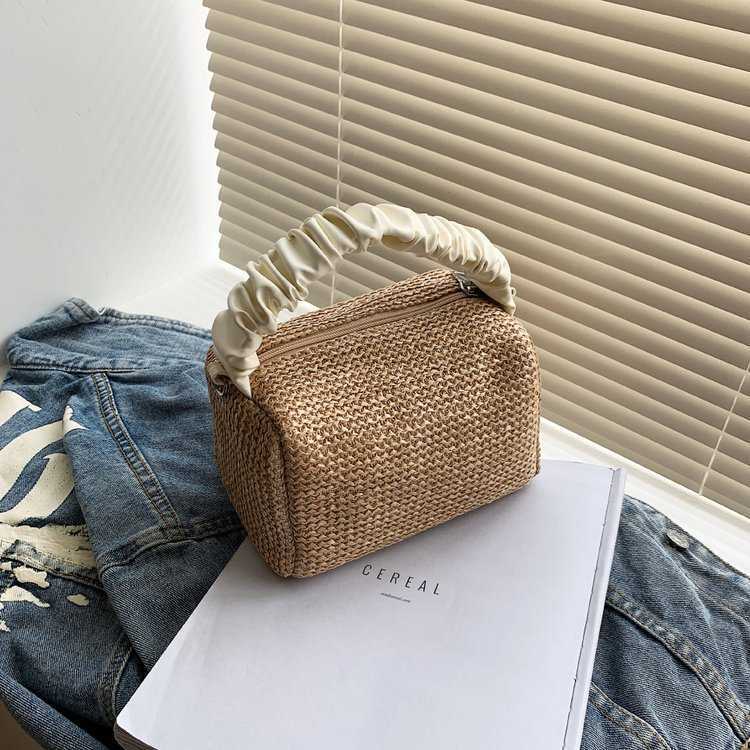 Beach Bags Straw Bag Female Cloud 2023 Woven Fashion Hand Leisure Vacation One Shoulder Diagonal Beach 230327