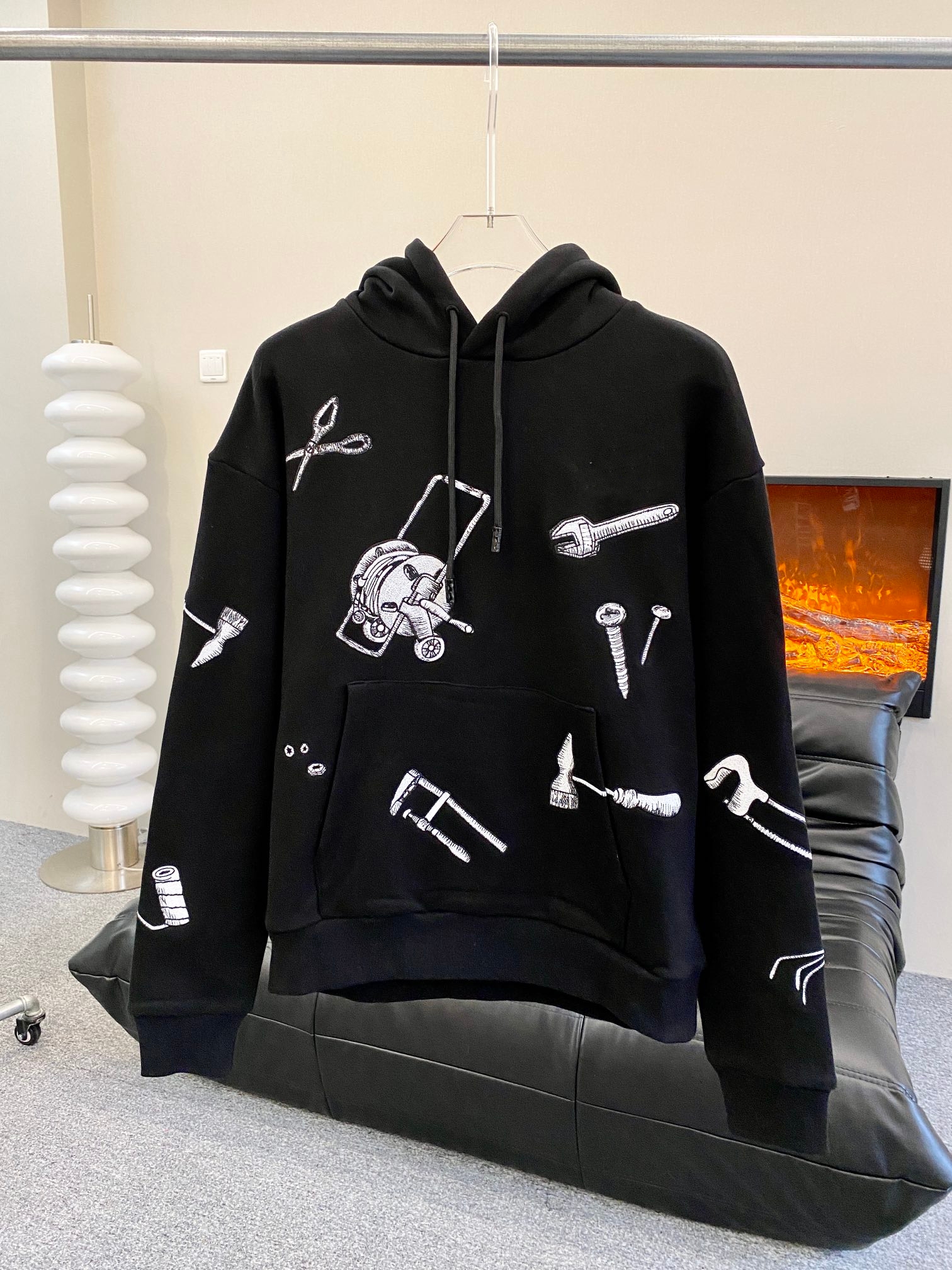 23FW paris italy 3d hoodies BLUE JACKETS double side Casual Street Fashion Pockets Warm Men Women Couple Outwear free ship l0328, Black
23FW paris italy 3d hoodies BLUE JACKETS double side Casual Street Fashion Pockets Warm Men Women Couple Outwear free ship l0328, Black