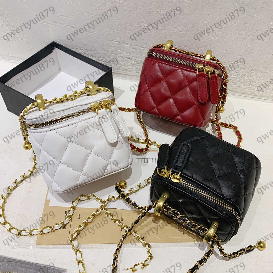 Women Crossbody Bags Shoulder Handbags Designer Luxury Mini Portable Box Cosmetic Lipstick Bag Sheepskin Ladies Fashion Small Purses Golden Ball Chain 0326/23
Women Crossbody Bags Shoulder Handbags Designer Luxury Mini Portable Box Cosmetic Lipstick Bag Sheepskin Ladies Fashion Small Purses Golden Ball Chain 0326/23