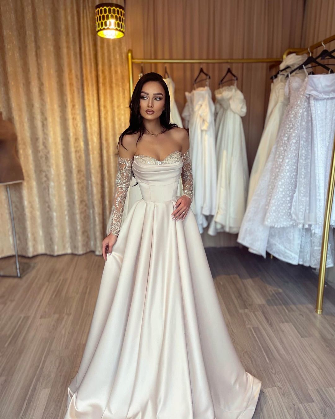 Strapless Dresses Pleats Champagne Sequins Long Sleeves Party Prom Evening Dress For Special Ocn Lz0304