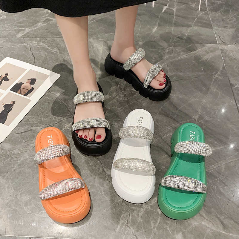 Slippers COOTELILI 2022 New Fashion Slippers Women Platform Summer Women Slippers Slip On Diamond Decoration 5cm Heel Casual 35-40 G230328, Black
Slippers COOTELILI 2022 New Fashion Slippers Women Platform Summer Women Slippers Slip On Diamond Decoration 5cm Heel Casual 35-40 G230328, Black