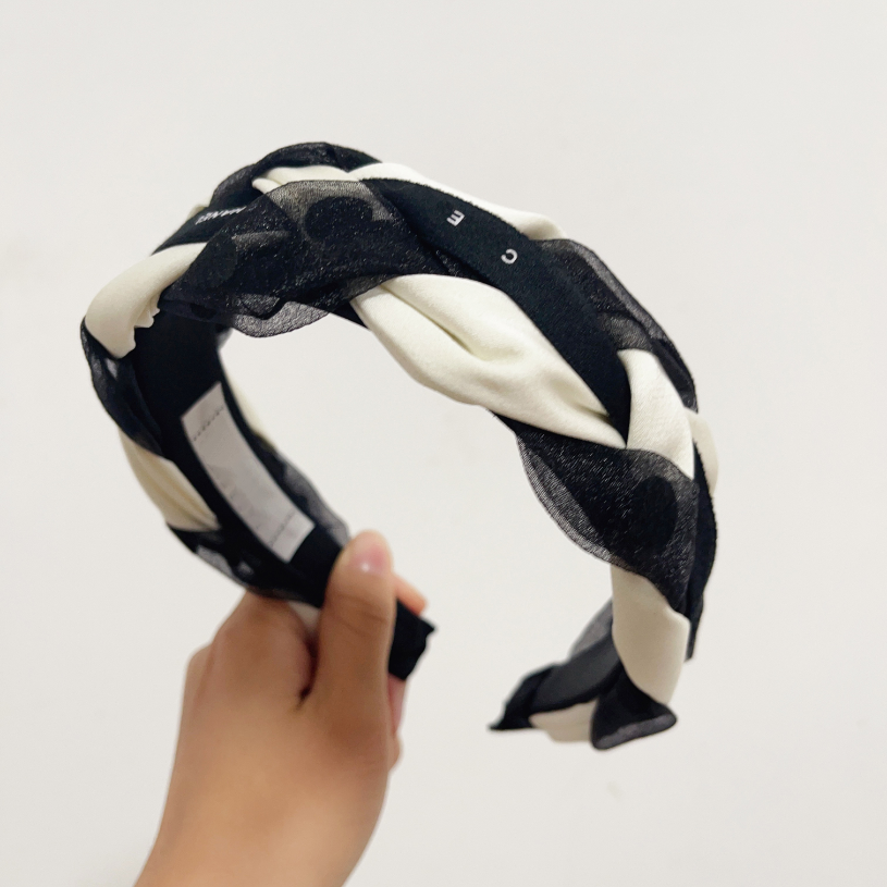 Black Womens Headbands Designer Brand Monogram Hair Hoop Gift Love Hair Clip Romantic Design Headwear Fashion Multicolor HairBand Gift Springtime New Accessories
Black Womens Headbands Designer Brand Monogram Hair Hoop Gift Love Hair Clip Romantic Design Headwear Fashion Multicolor HairBand Gift Springtime New Accessories