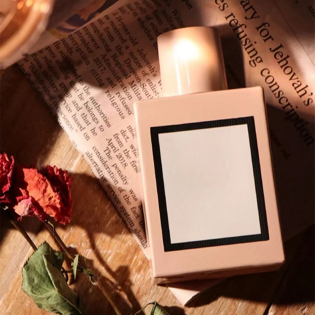 Best Selling Perfume Original Women Perfume Classical Woman Lasting Perfume Women's Deodorant Spary for Woman
Best Selling Perfume Original Women Perfume Classical Woman Lasting Perfume Women's Deodorant Spary for Woman