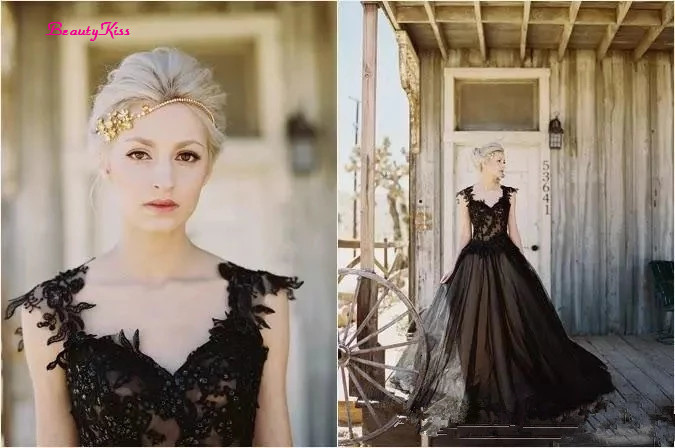 Party Dresses Vintage Black Wedding Lace Applique Sweetheart ALine Gothic Bridal Dress Beaded Backless Long Tulle Gown 230328