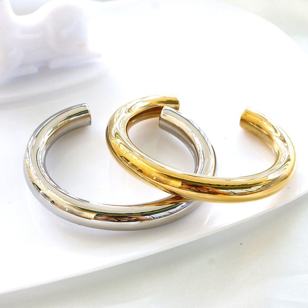 Bangle Thick Tube Bangle for Women Cuff Bracelet Stainless Steel Hiphop Hollow Gold Plated Fashion Wholesales Jewelry Pulseras Mujer 230328