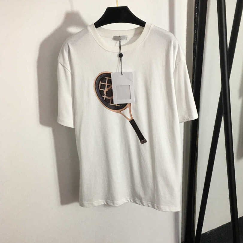 23ss tee tops Womens T-Shirt designer clothes women Round neck Pure cotton Badminton racket Fashion Printed Short Sleeve T-shirt women clothes a1 
23ss tee tops Womens T-Shirt designer clothes women Round neck Pure cotton Badminton racket Fashion Printed Short Sleeve T-shirt women clothes a1