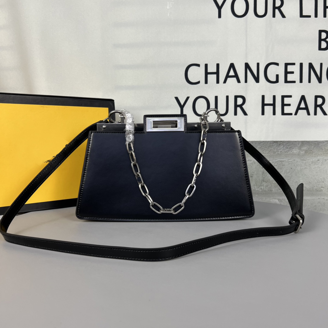 7A Designer Bag Genuine Leather Peekaboo Totes Metal Paint Hand Tape with Leather Straps Purse, Black
7A Designer Bag Genuine Leather Peekaboo Totes Metal Paint Hand Tape with Leather Straps Purse, Black