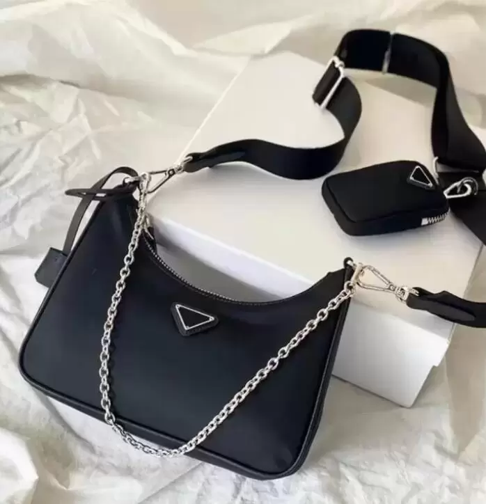 Designers Nylon Shoulder Bags Fashion Chains Canvas Handbags Hobo Purses Lady Wallets presbyopic Luxurys Messenger Evening Crossbody Bag Totes
Designers Nylon Shoulder Bags Fashion Chains Canvas Handbags Hobo Purses Lady Wallets presbyopic Luxurys Messenger Evening Crossbody Bag Totes