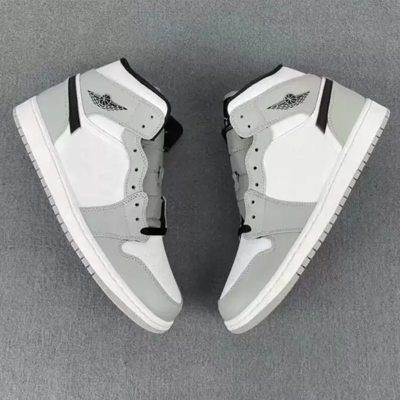 Mens Womens Jumpman 1 Shoes Mid Light Smoke Grey Basketball Shoes 554724-092 BLACK-WHITE hightop sneakers Dress Shoe, Clear
Mens Womens Jumpman 1 Shoes Mid Light Smoke Grey Basketball Shoes 554724-092 BLACK-WHITE hightop sneakers Dress Shoe, Clear