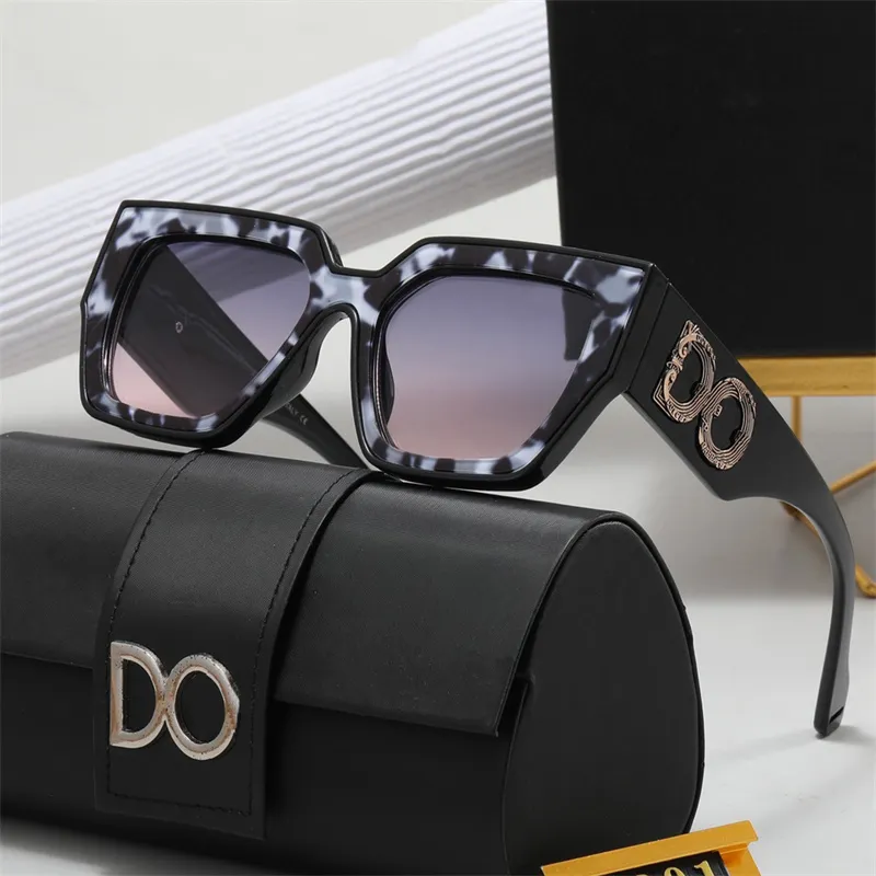 Mens Luxury Designer Sunglasses For Women Retro Ladies Sun Glasses Polarized Driving Eyeglasses Women Square Sunglass Casual Beach 2303282D
Mens Luxury Designer Sunglasses For Women Retro Ladies Sun Glasses Polarized Driving Eyeglasses Women Square Sunglass Casual Beach 2303282D