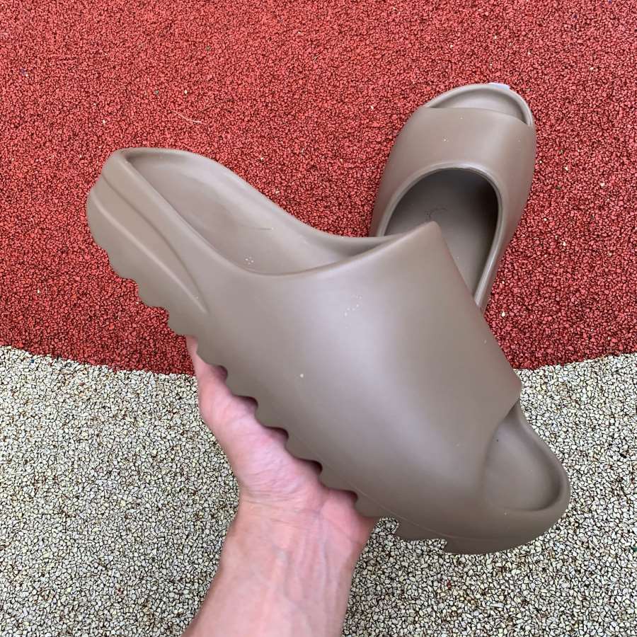 Designer Foam Runner Slipper Clog lady sandal acoustic Slides Black MX Sand Grey Moon Resin Ararat Slippers Men Women slippers slipper designer rubber slides shoes, Color 7
Designer Foam Runner Slipper Clog lady sandal acoustic Slides Black MX Sand Grey Moon Resin Ararat Slippers Men Women slippers slipper designer rubber slides shoes, Color 7