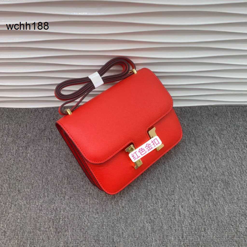 Mini Hand Constances Bag Designer Bags 2023 Leather Women's Pattern Cowhide Button Single Shoulder Crossbody Nhil, Dark gray gold buckle
Mini Hand Constances Bag Designer Bags 2023 Leather Women's Pattern Cowhide Button Single Shoulder Crossbody Nhil, Dark gray gold buckle