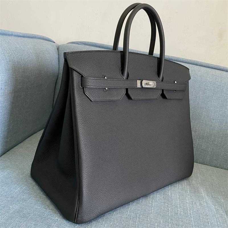 Designer birkin H erms handbag bags Handmade wax 40cm black button litchi pattern portable women's with logo, 40cm black silver buckle
Designer birkin H erms handbag bags Handmade wax 40cm black button litchi pattern portable women's with logo, 40cm black silver buckle