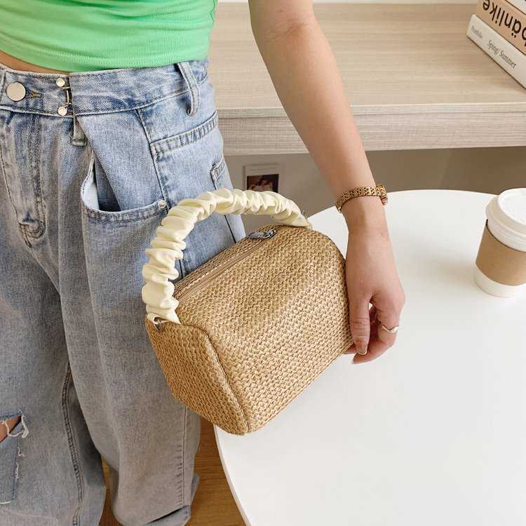 Beach Bags Straw Bag Female Cloud 2023 Woven Fashion Hand Leisure Vacation One Shoulder Diagonal Beach 230327