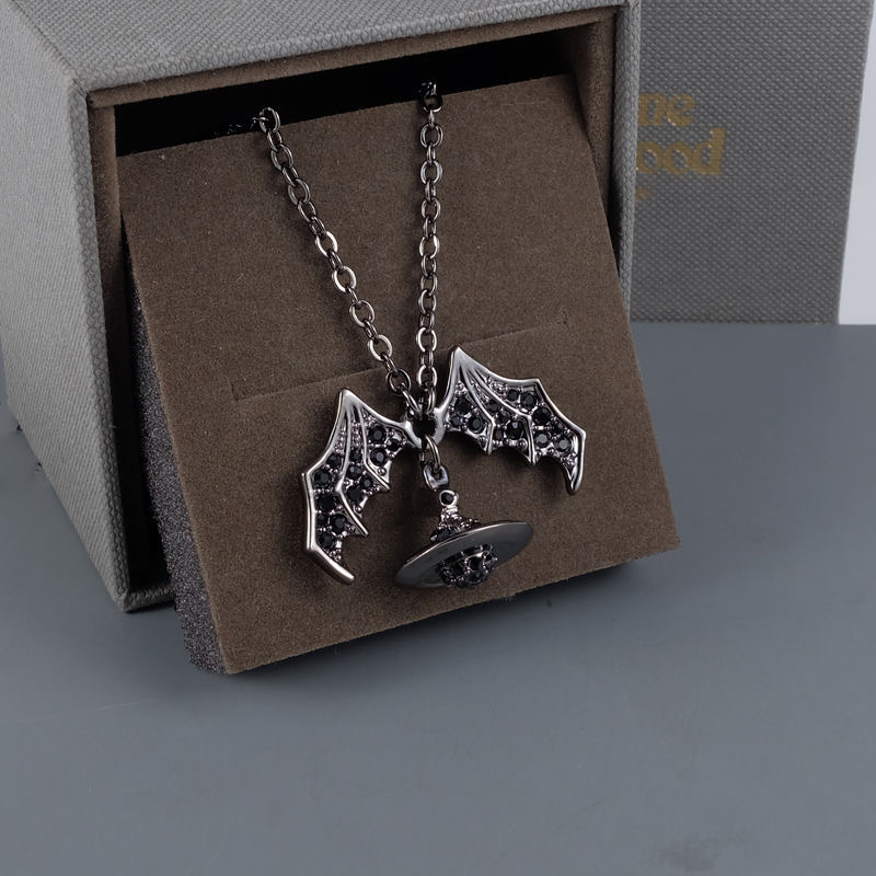 Brand designer Pearl Necklace Saturn Beads Pendant Fashion Women Diamond Necklace Couple Jewelry Gift With packing box
Brand designer Pearl Necklace Saturn Beads Pendant Fashion Women Diamond Necklace Couple Jewelry Gift With packing box