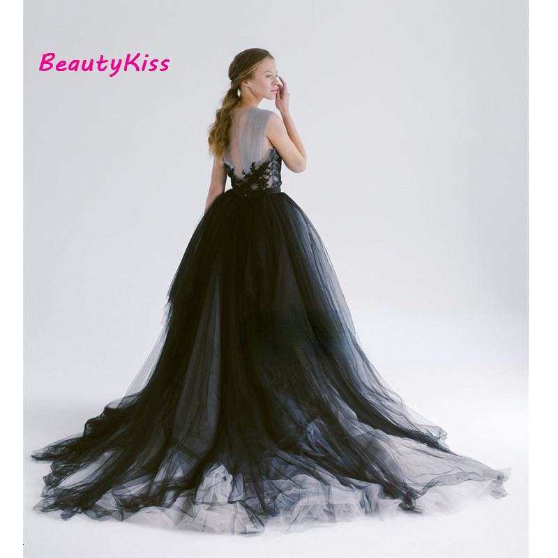 Party Dresses Scoop Silver and Black Appliques Wedding with Crystals Sexy Sleeveless Tulle Bridal robes de mariee robe mariages 230328