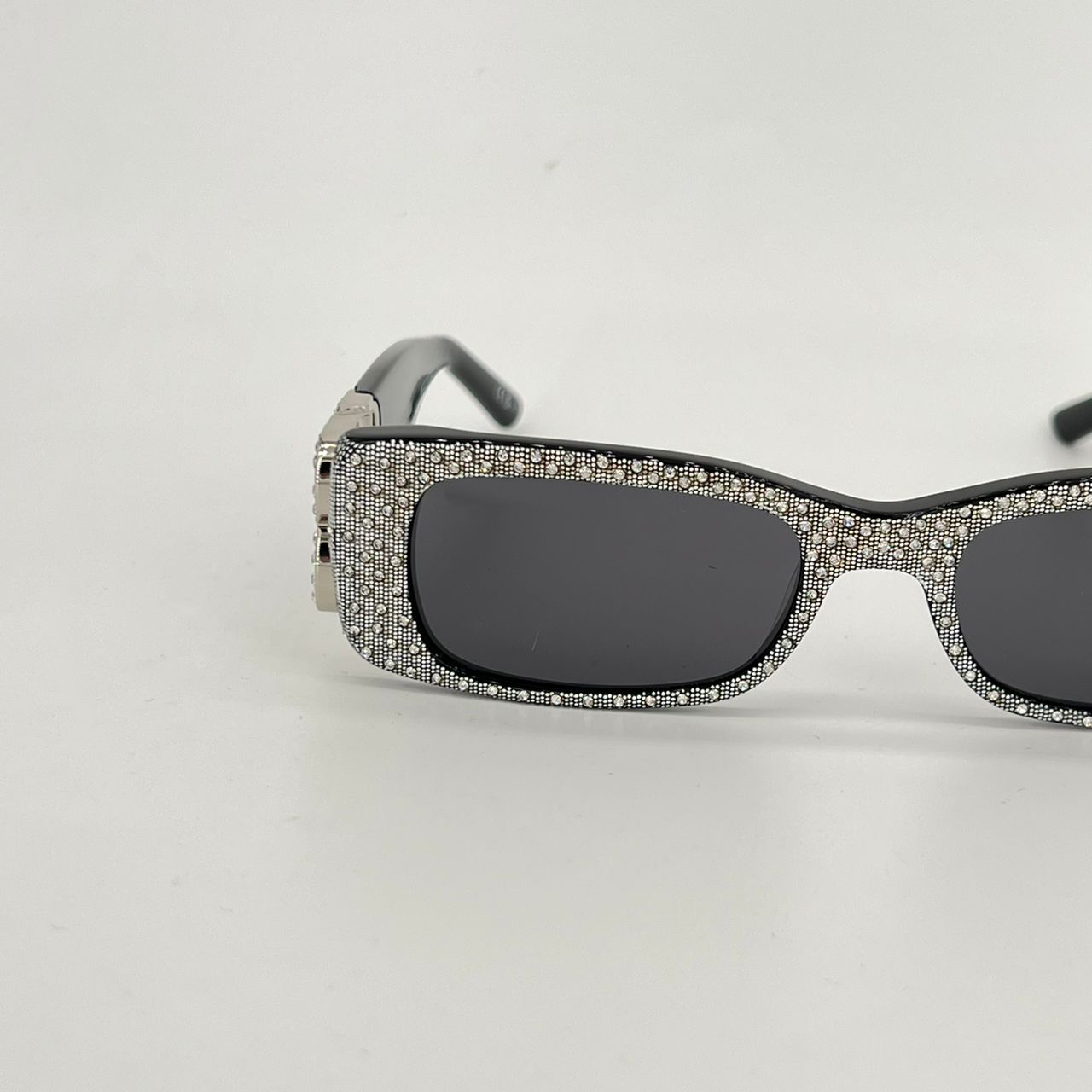 Sunglasses For Women Gypsophila Metal B Retro 0096 Designers Dia Style Eyewear Anti-Ultraviolet Full Frame With Box
