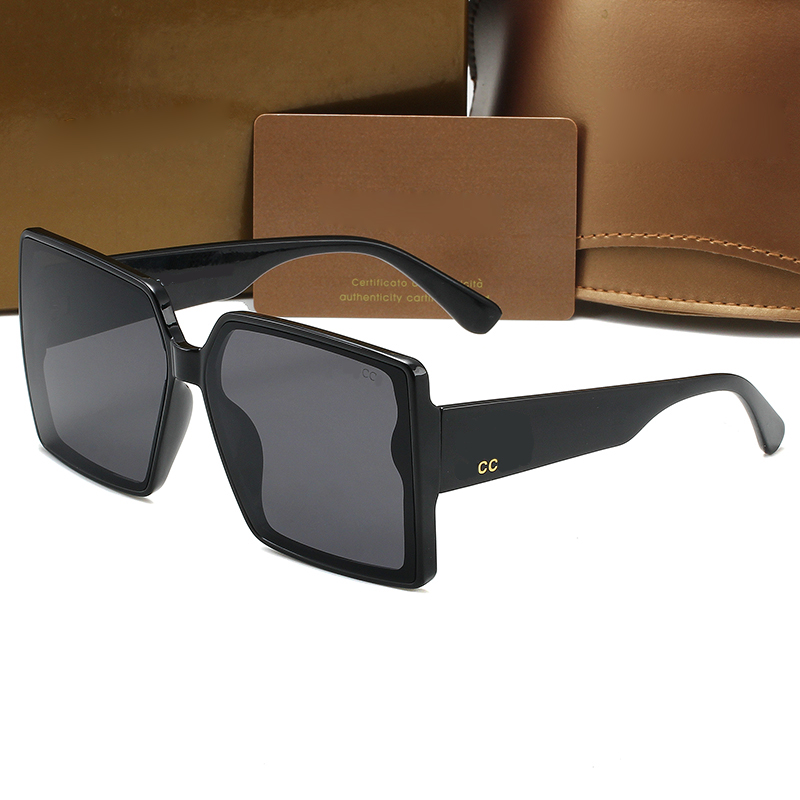 Side Luxury Letters Polarized Designer Sunglasses Adumbral Sun Glasses Womens Men square frame Traveling Sunproof Adumbral Beach Sunglass with box
Side Luxury Letters Polarized Designer Sunglasses Adumbral Sun Glasses Womens Men square frame Traveling Sunproof Adumbral Beach Sunglass with box