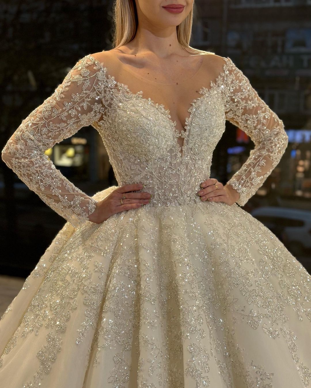 Fancy A Line Wedding Dress Sheer Neck Jewel Bridal Gowns Lace Sequined Sparkle Robe de mariee