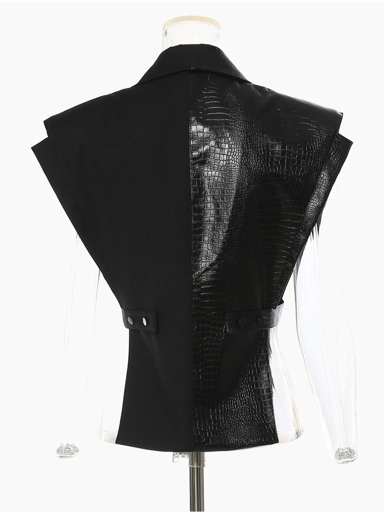 Women's Vests DEAT Fashion Women's Tank Top Notched Neckline Metal Single Button Sleeveless PU Leather Patch Work Waist Coat Autumn 17A4152 