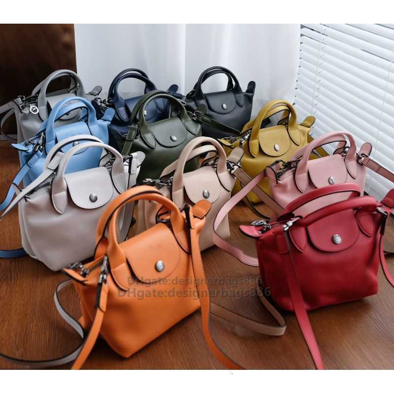 High quality Handbag Clearance Retail bags Wholesale wallet 2023 Genuine derma Leather Zipper Hasp Cover Brand Shoulder for Women High Tote Quality Fashion handbag, Red with logo
High quality Handbag Clearance Retail bags Wholesale wallet 2023 Genuine derma Leather Zipper Hasp Cover Brand Shoulder for Women High Tote Quality Fashion handbag, Red with logo