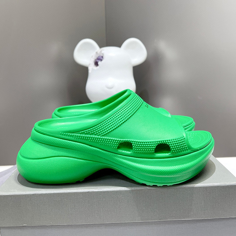 Pool Croc Slide Shoes Sandal Womens Designer Sandals Paris Matisse White Green Black Slippers Croos Slide Thick Soles Lightweight Indoor slip Rubber Cros Slippers
Pool Croc Slide Shoes Sandal Womens Designer Sandals Paris Matisse White Green Black Slippers Croos Slide Thick Soles Lightweight Indoor slip Rubber Cros Slippers