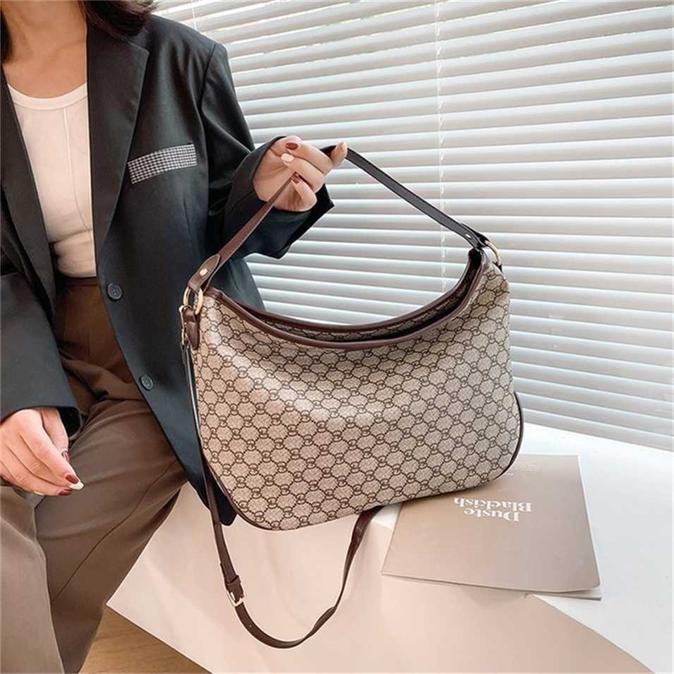 2023 Designer bag Autumn printed women's fashionable shoulder bag 1HPO, Big flower brown
2023 Designer bag Autumn printed women's fashionable shoulder bag 1HPO, Big flower brown