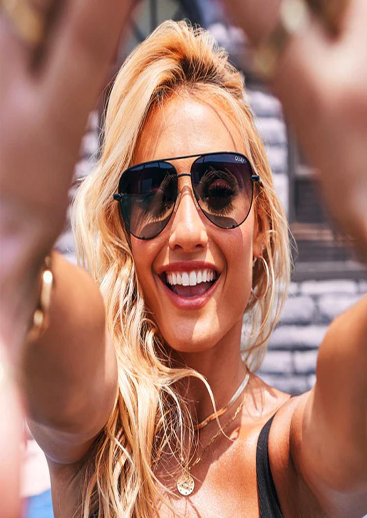 Quay Brand Designer Ladies Pilot Sunglasses Women Men Goggle Gradient Sun Glasses For Women Female HIGH KEY Shades UV4009330340
Quay Brand Designer Ladies Pilot Sunglasses Women Men Goggle Gradient Sun Glasses For Women Female HIGH KEY Shades UV4009330340