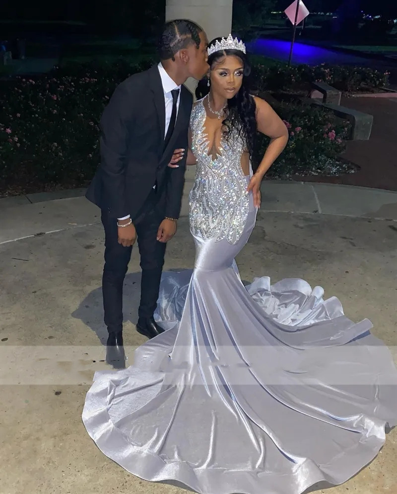 Mermaid Prom Satin Sier Dress 2023 Sheer Neck Mesh Beading Sequins Evening Party Gown Court Train Robe De Bal