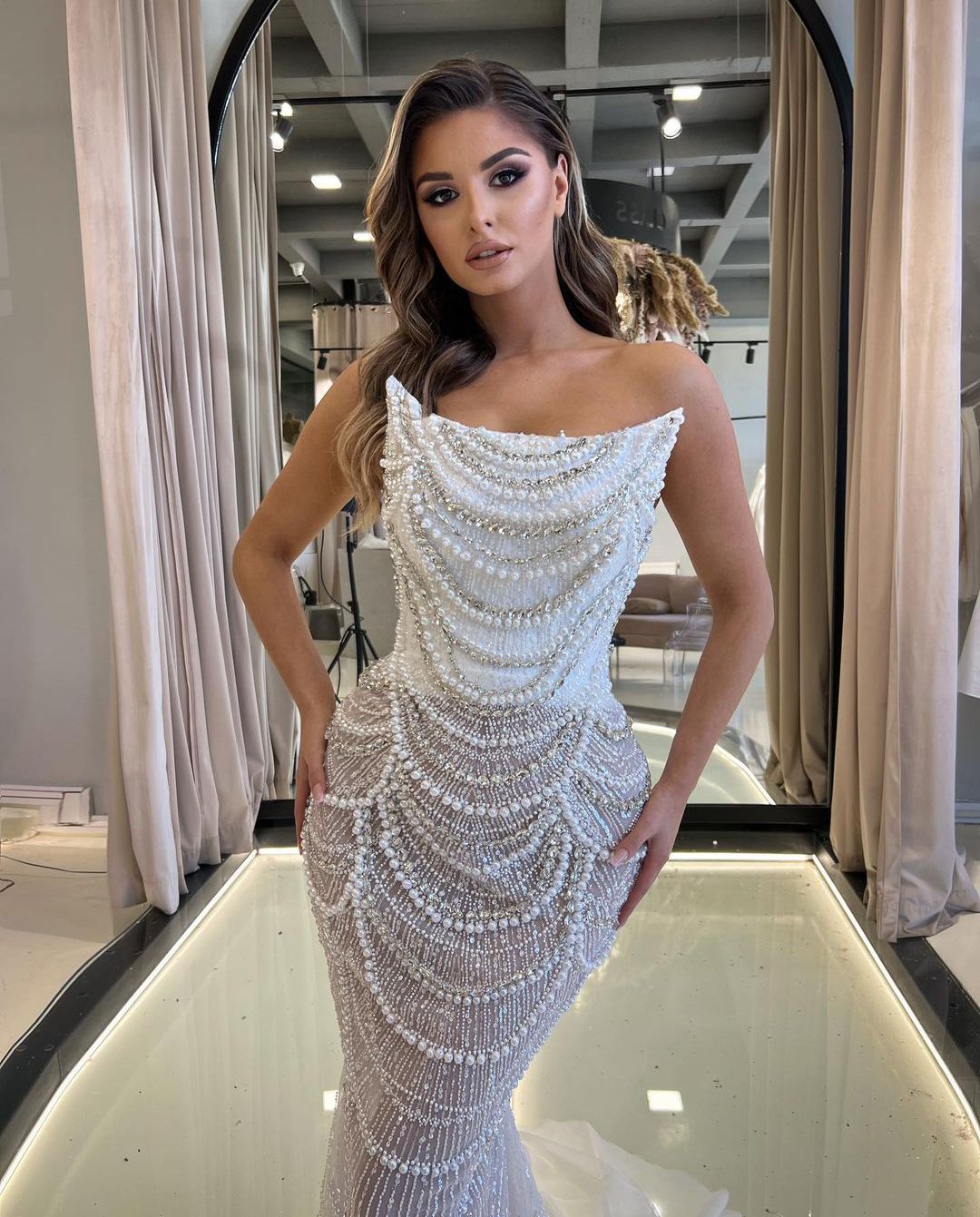 Exquisite Mermaid Wedding Dresses Sleeveless Bateau Beaded Sequins Appliques Lace Pearls Detachable Train Hollow Bridal Gowns Plus Size Vestido de nov