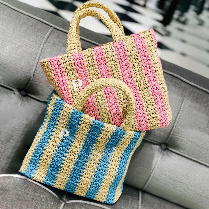 Woman handbag mens straw gym designer bag best seller weave multi pochettes Beach work travel bag luxury the tote black purse Crossbody clutch Shoulder hand bags, 1-green stripes
Woman handbag mens straw gym designer bag best seller weave multi pochettes Beach work travel bag luxury the tote black purse Crossbody clutch Shoulder hand bags, 1-green stripes