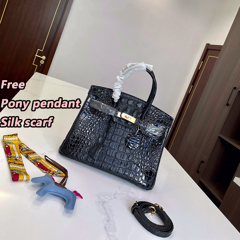Luxury Womens Platinum Handbag Shoulder Bags Designer Crocodile Bone Cowhide Tote Bag Classic Bronzing Handbags Crossbody Purse 2303294BF, H#1
Luxury Womens Platinum Handbag Shoulder Bags Designer Crocodile Bone Cowhide Tote Bag Classic Bronzing Handbags Crossbody Purse 2303294BF, H#1