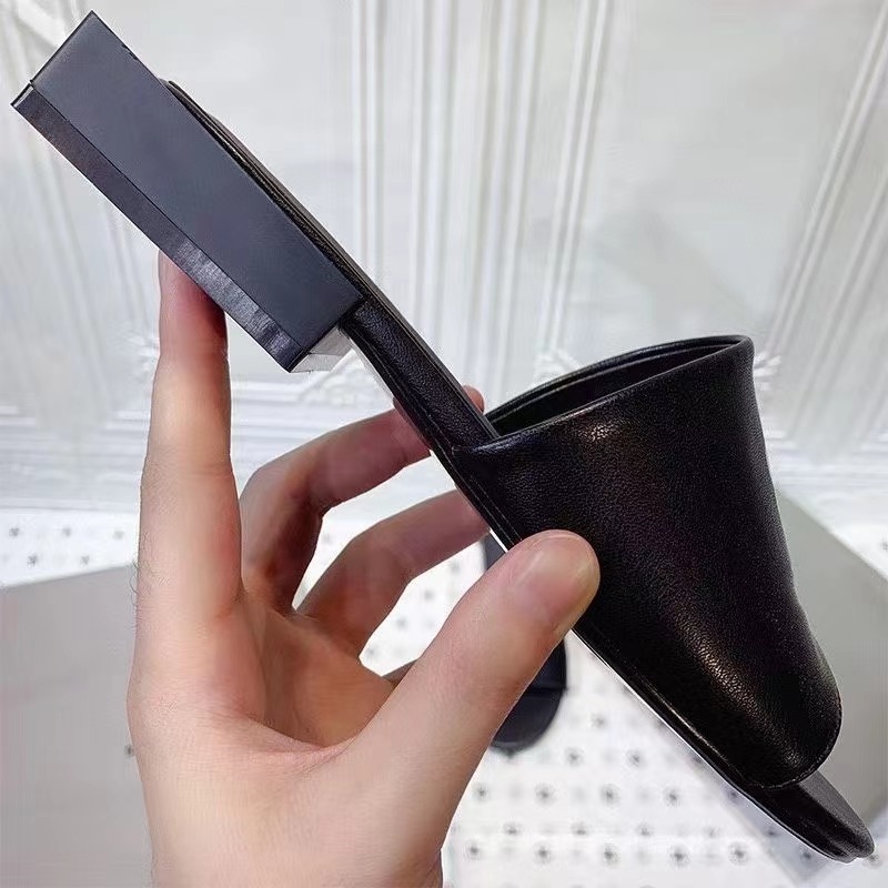 womens Slippers designers real leather Designer Slides Black Mens Rubber Women Slippers
womens Slippers designers real leather Designer Slides Black Mens Rubber Women Slippers
