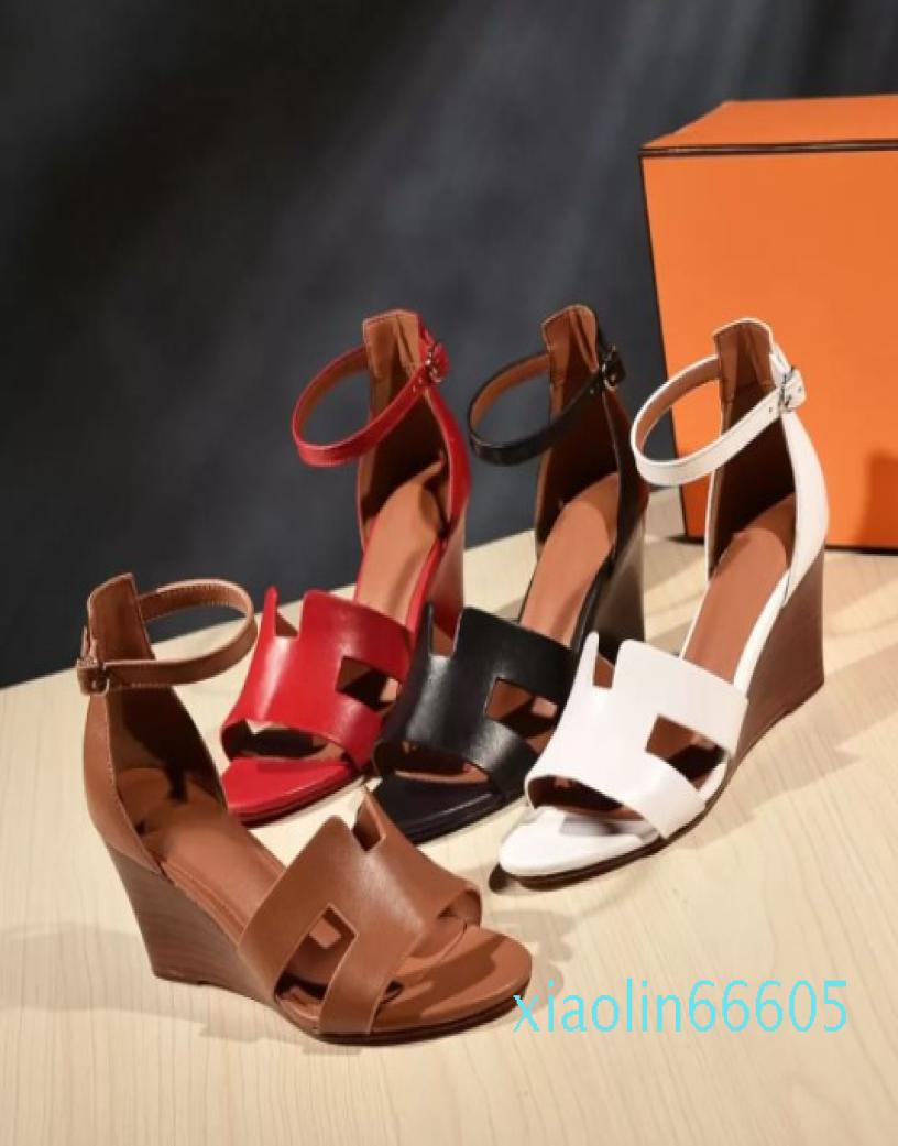 FashionDesigner Sandals Leather High Heel Classic Legend Sandal Casual Flat Wedge Heel Shoes H Women Slippers Summer Beach Slides7853519, Beige
FashionDesigner Sandals Leather High Heel Classic Legend Sandal Casual Flat Wedge Heel Shoes H Women Slippers Summer Beach Slides7853519, Beige