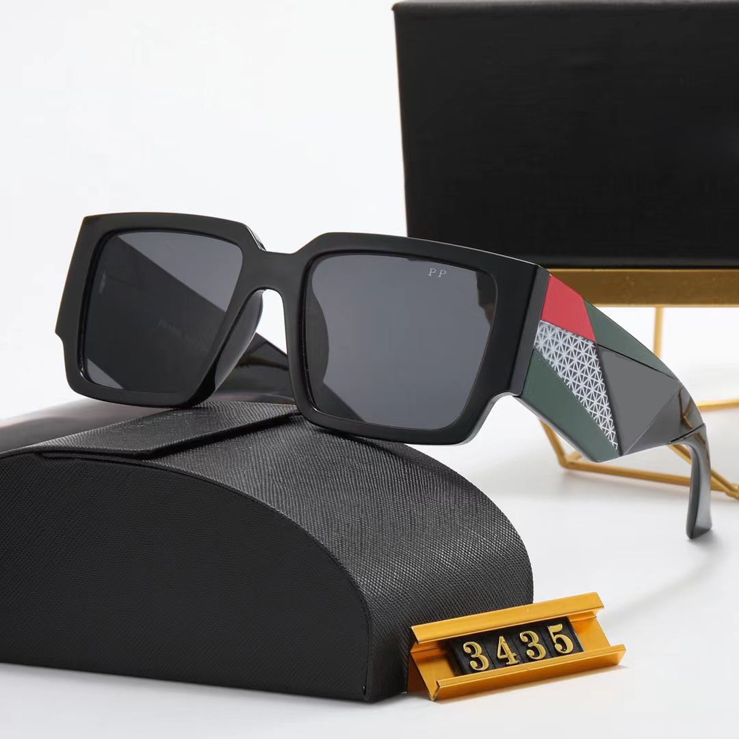 Luxury Sunglasses Designer Glasses photo frame for women and men popular fashion retro Cat eye glasses Summer Leisure wild style UV400 Protection come with box
Luxury Sunglasses Designer Glasses photo frame for women and men popular fashion retro Cat eye glasses Summer Leisure wild style UV400 Protection come with box
