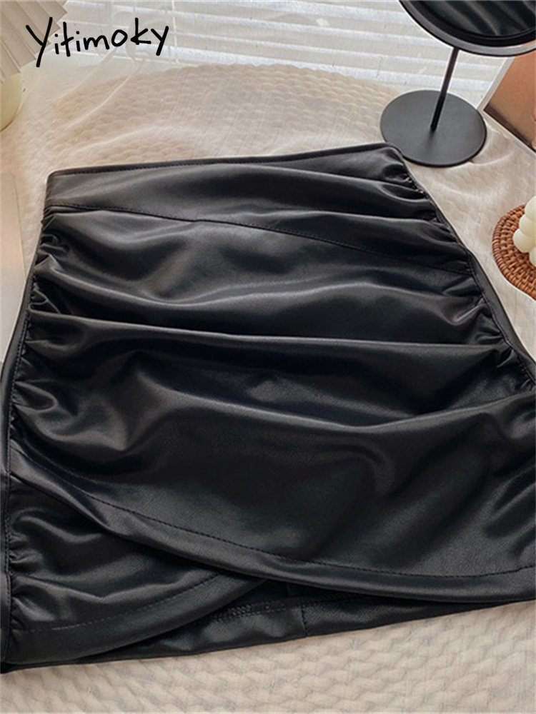 Skirts Yitimoky Leather Skiing Women's Cross Fold Pu Mini Black Skiing Fall Korea Fashion Casual Coffee Gothic Ski Belt Lining 230329
