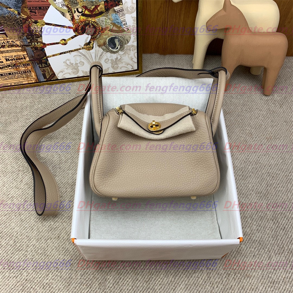 high quality designers Shoulder Bags Soft Leather Mini women Handbag Cross body Luxury Tote Fashion Clutch Bags polychromatic Purse Satchels Bag Totes, Black
high quality designers Shoulder Bags Soft Leather Mini women Handbag Cross body Luxury Tote Fashion Clutch Bags polychromatic Purse Satchels Bag Totes, Black