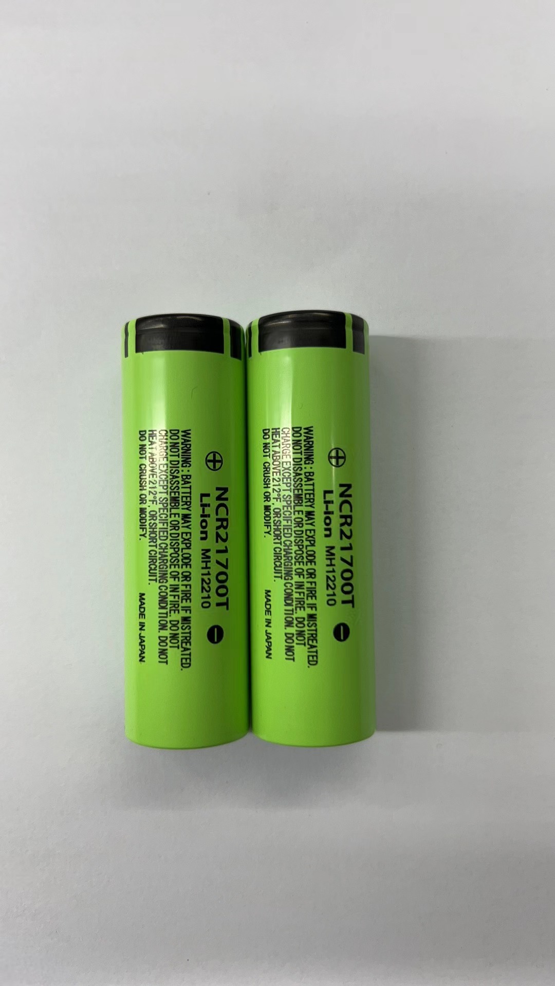 High Quality NCR21700T 4000mAh 21700T 21700 Battery 35A 3.7V Drain Rechargeable Lithium Dry Batteries