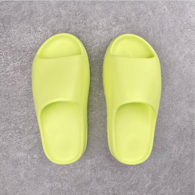 Bubble designer women men slippers sandals in the summer slide pure color brown desert sand bone white resin foam run 35-46 women designers beach sandals foam runners
Bubble designer women men slippers sandals in the summer slide pure color brown desert sand bone white resin foam run 35-46 women designers beach sandals foam runners