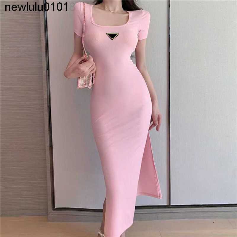 designer Wonmen Casual Dresses Womens Sleeveless Shirts prads Tops Flat Skirts Woman Slim Outwears Summer Dress, Pink sleeve
designer Wonmen Casual Dresses Womens Sleeveless Shirts prads Tops Flat Skirts Woman Slim Outwears Summer Dress, Pink sleeve