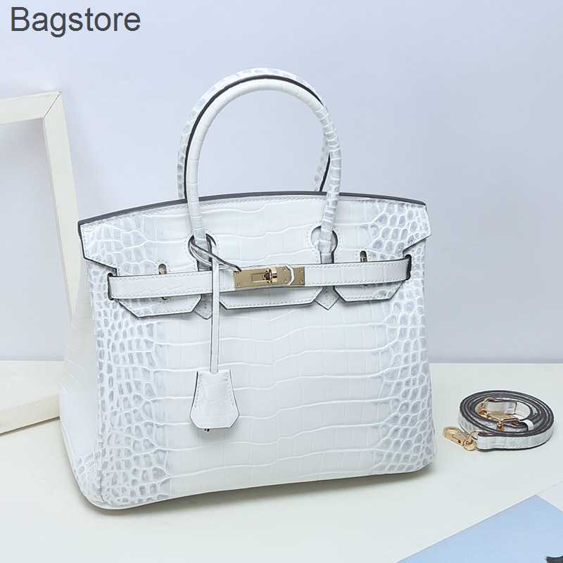Bag Shoulder 2023 Designer Pattern Crocodile Leather Large Capacity Handbag Simple Birkins Women Bags Lua0, Rose red
Bag Shoulder 2023 Designer Pattern Crocodile Leather Large Capacity Handbag Simple Birkins Women Bags Lua0, Rose red