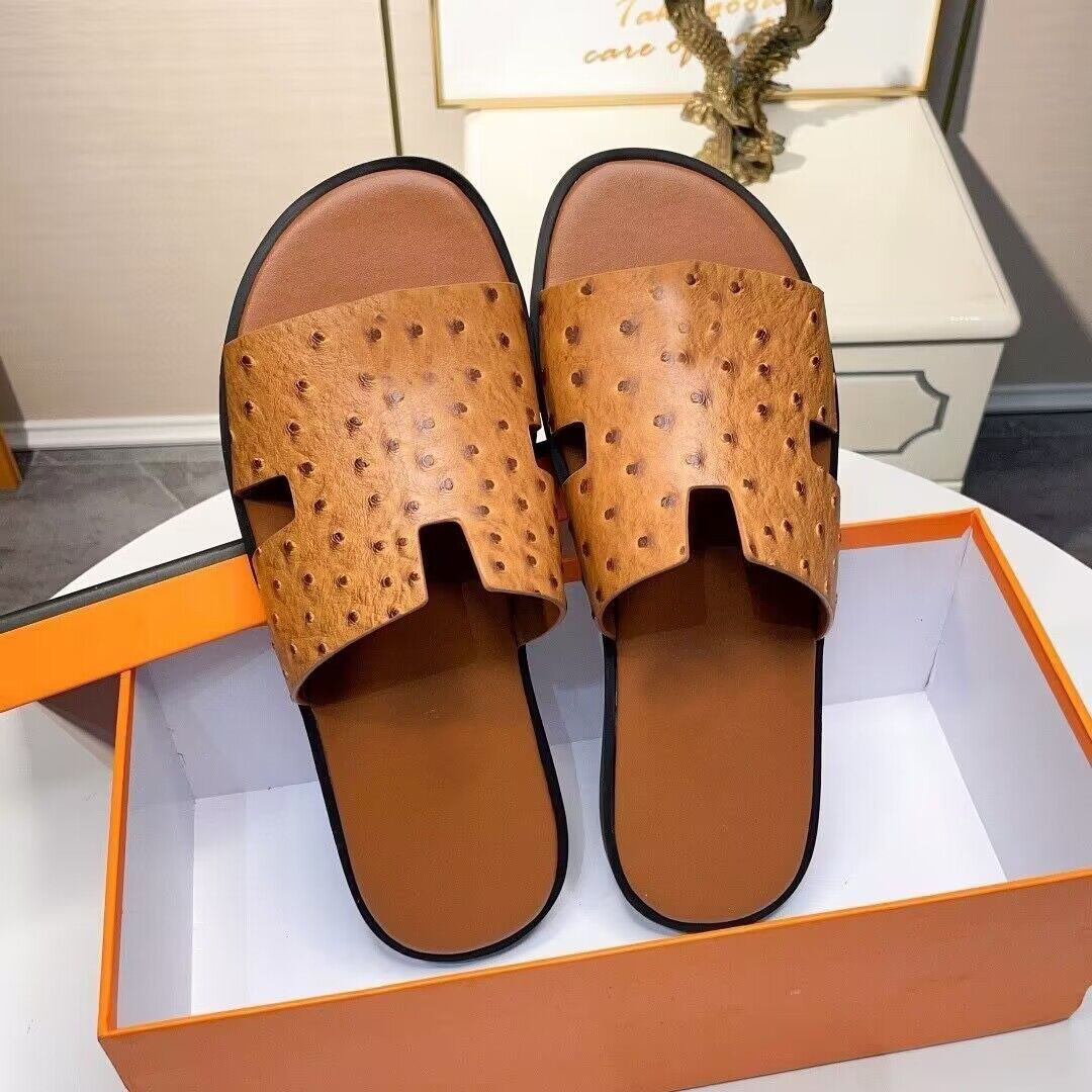 Summer men slipper sandal Izmir ostrich sandals flats Flip Flops Shoes calfskin leather Rubber outdoor beach Sandal Leathers Shoes Casual designer 38-46
Summer men slipper sandal Izmir ostrich sandals flats Flip Flops Shoes calfskin leather Rubber outdoor beach Sandal Leathers Shoes Casual designer 38-46
