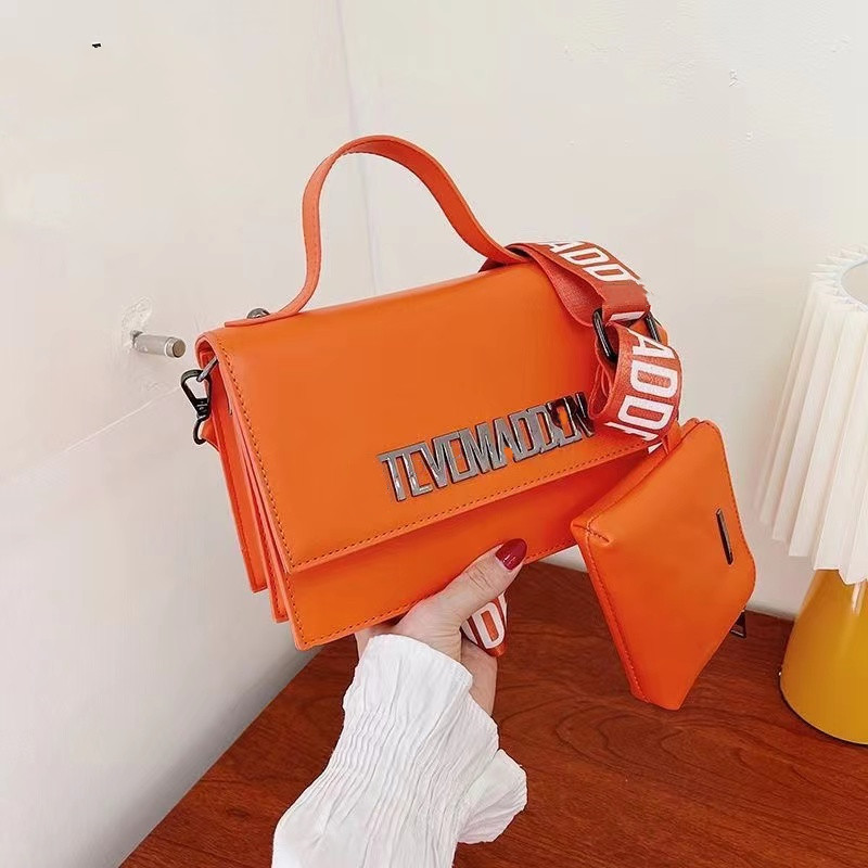 Designer Handbags Women Shopping Crossbody Steve Purse And Luxury Brand PU Leather Shoulder Tote Bags With Glasses Hat, Light green
Designer Handbags Women Shopping Crossbody Steve Purse And Luxury Brand PU Leather Shoulder Tote Bags With Glasses Hat, Light green