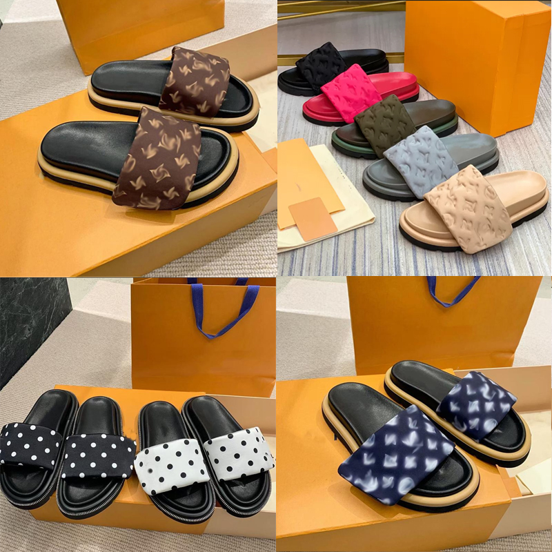 Pool Pillow Mules Women Sandals Summer Sandal Flat Comfort Mules Padded Front Strap Slippers Fashionable Easy-to-wear Style Women Slides Shoes