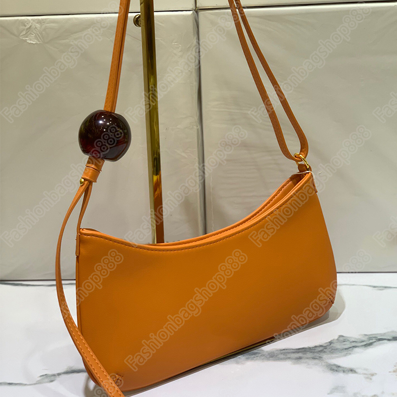 Latest Style Le Bisou Kissing Underarm Bag Gold Logo Adjustable Shoulder Strap Cowhide Handbag Shoulder Bag with Box, Pink
Latest Style Le Bisou Kissing Underarm Bag Gold Logo Adjustable Shoulder Strap Cowhide Handbag Shoulder Bag with Box, Pink